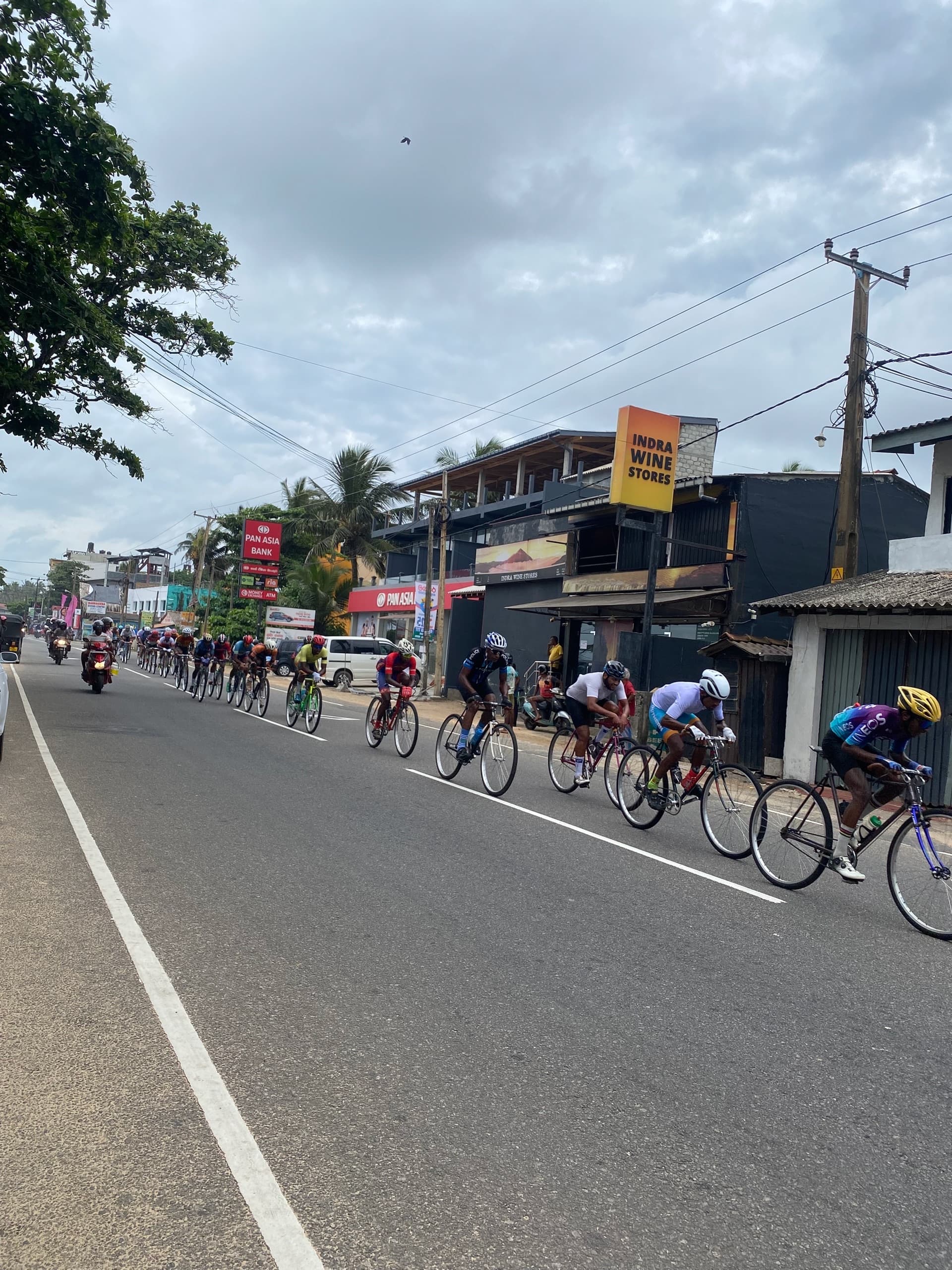 Шри-Ланка: Унаватуна, апрель 2025