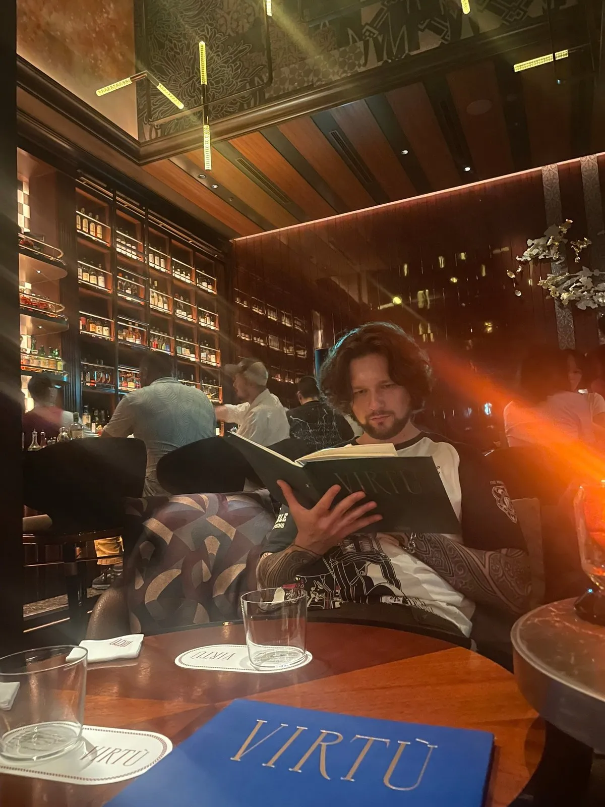 Серьёзный птиц