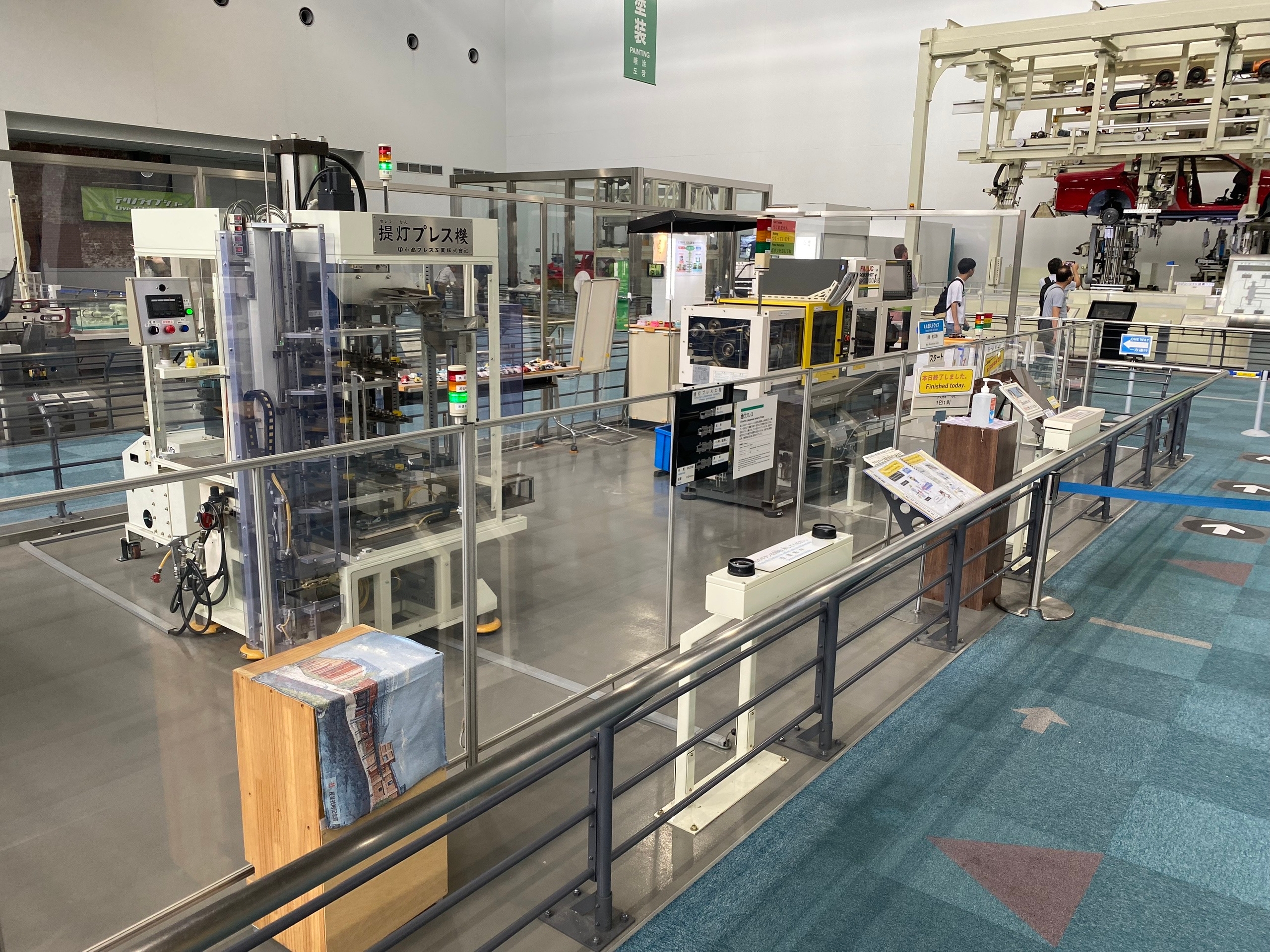 Тут можно сделать свою игрушечную машинку