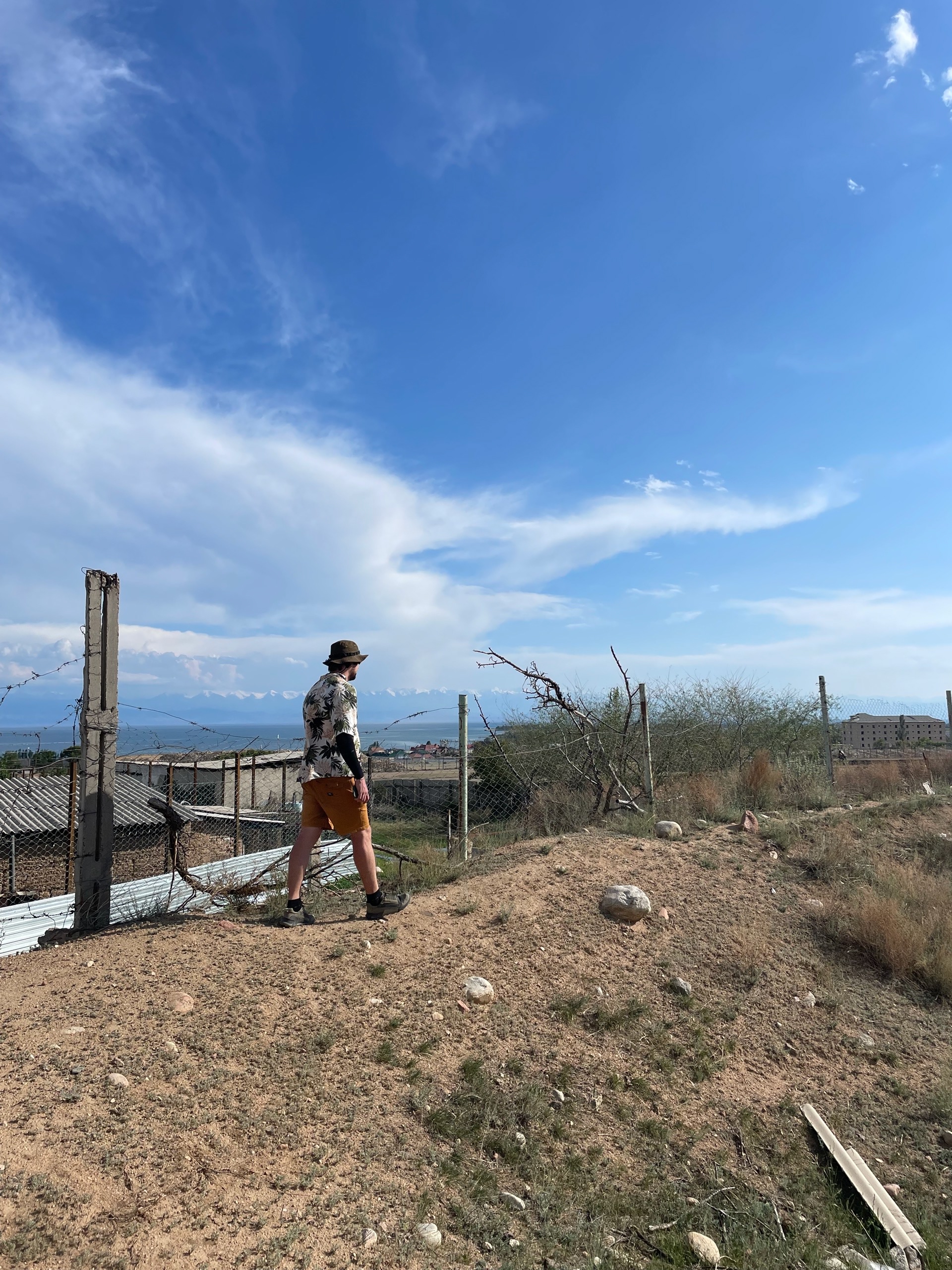 Бреду по заброшенному аэропорту