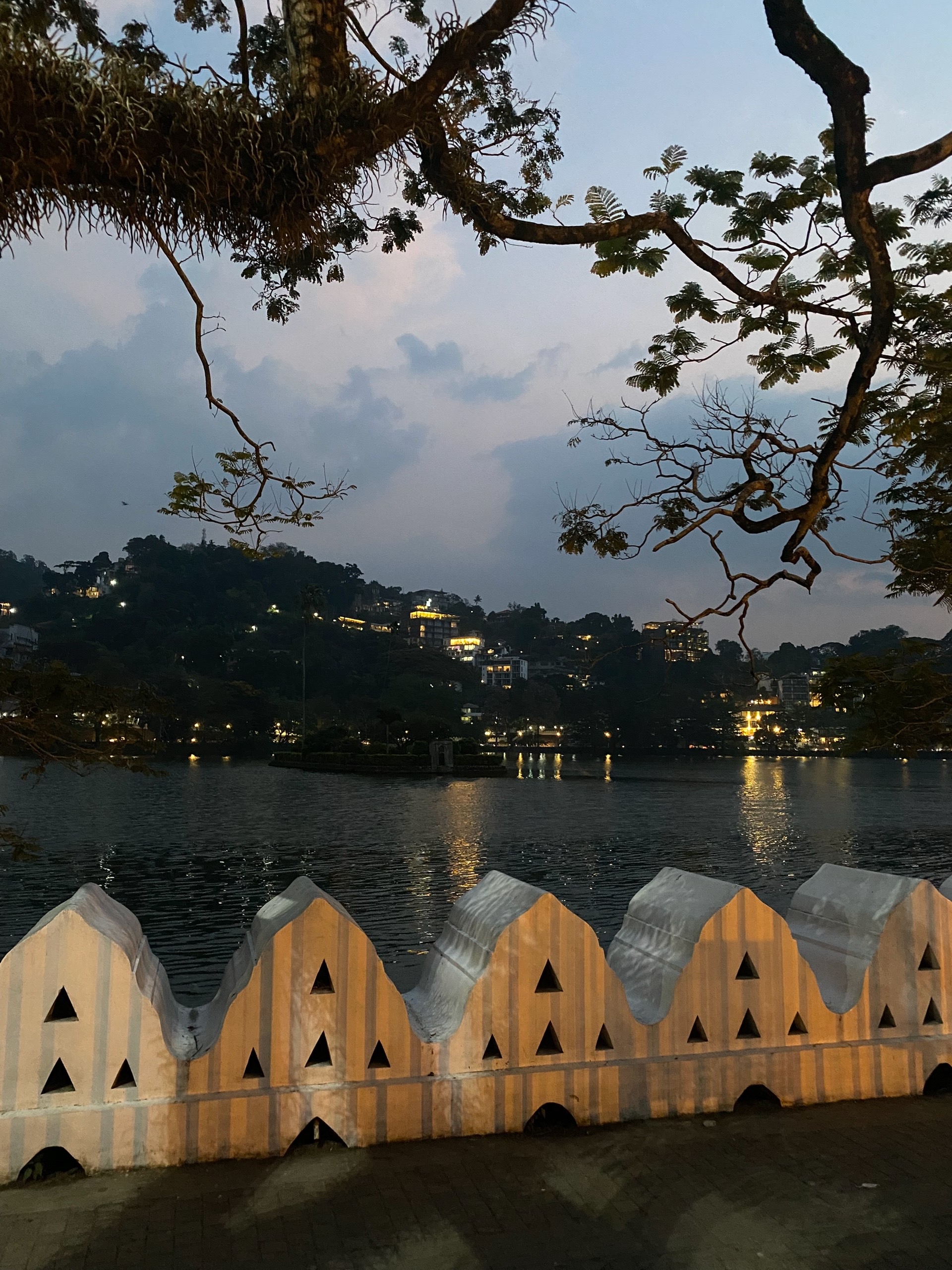 Город через речку