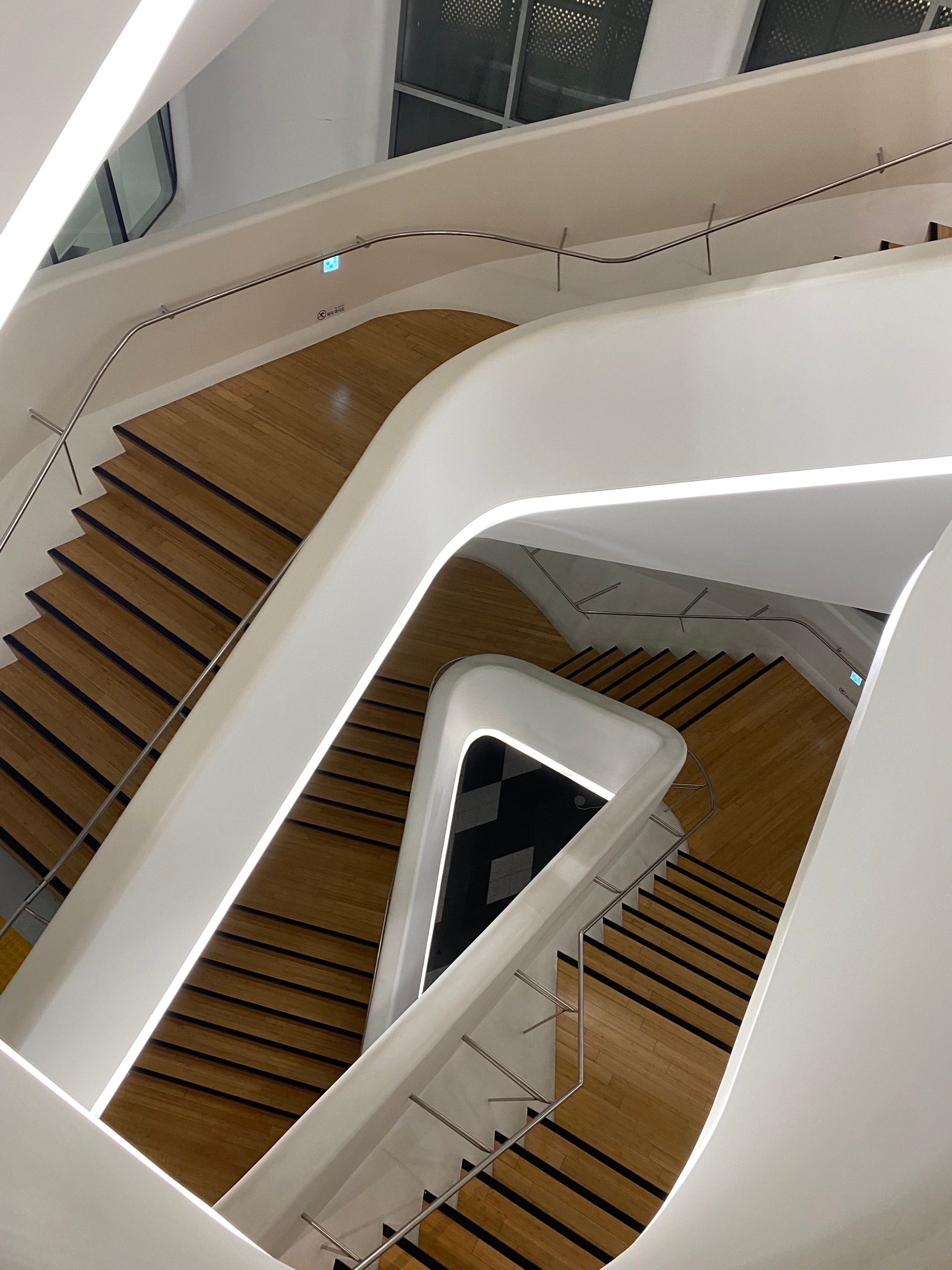 Бетонная лестница