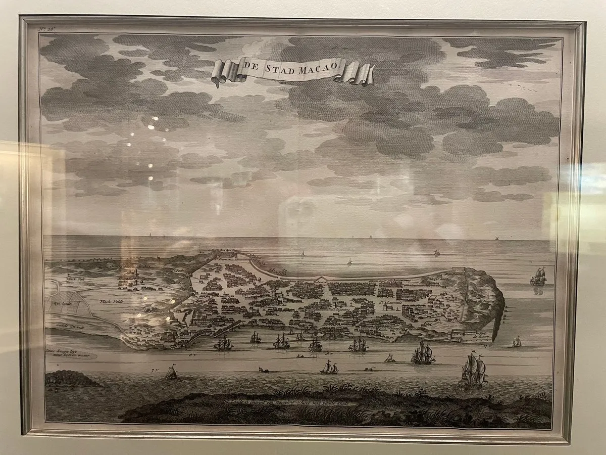 Город на хер похож