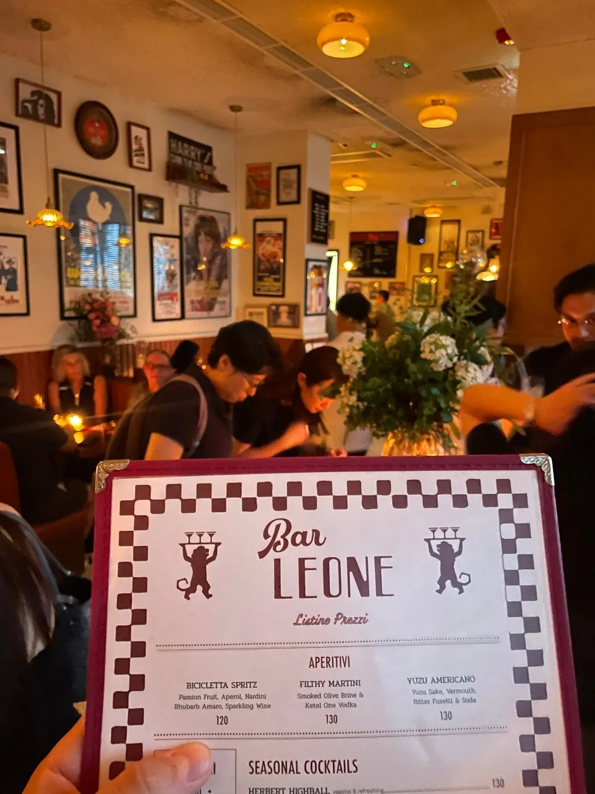 Лучший бар в мире на 2025. https://www.theworlds50best.com/bars/list/1-50