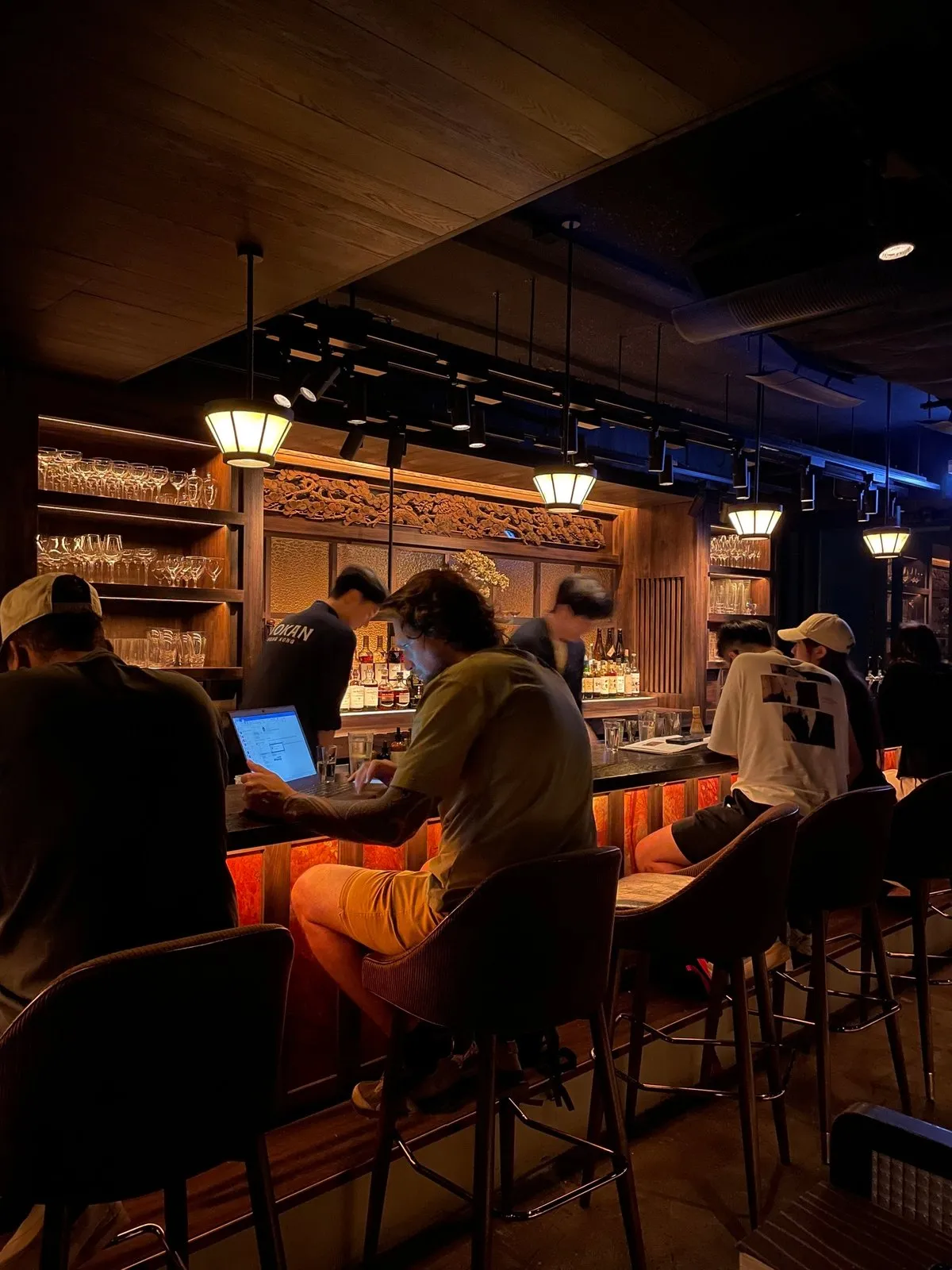 Бар gokan, работа