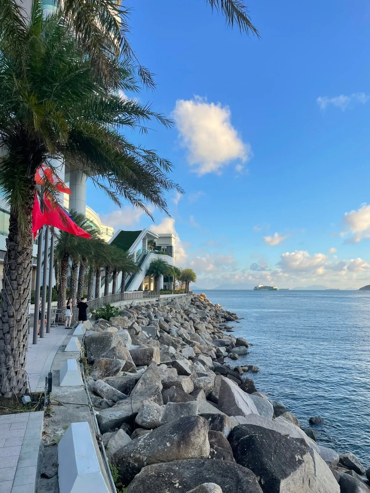 По пути в аквапарк, в котором я утопил телефон